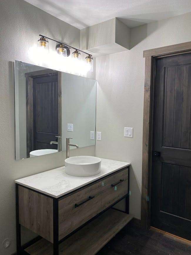 bathroom remodel contractor new vanity